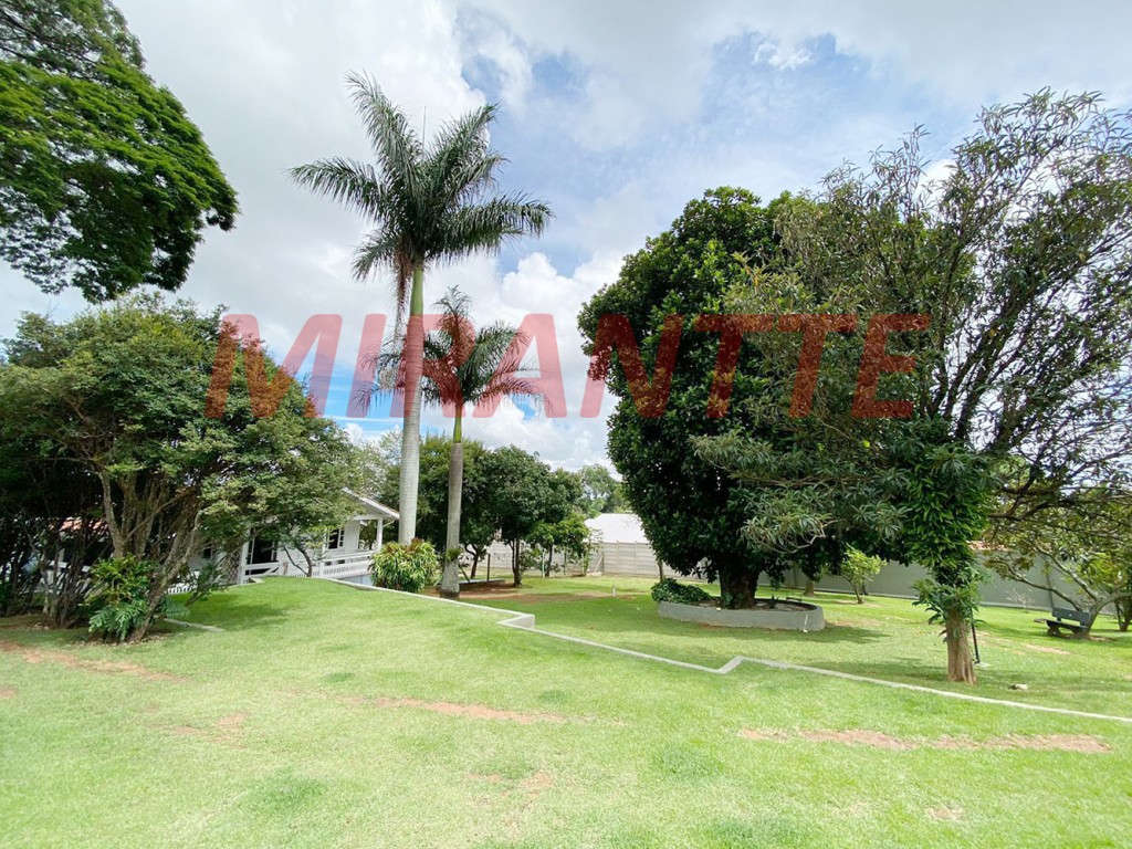 ChÁcara de 833m² com 5 quartos em Chácara São Bento