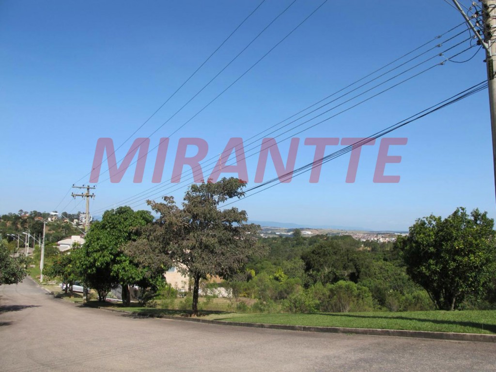 Terreno de 2100m² em Vista Alegre