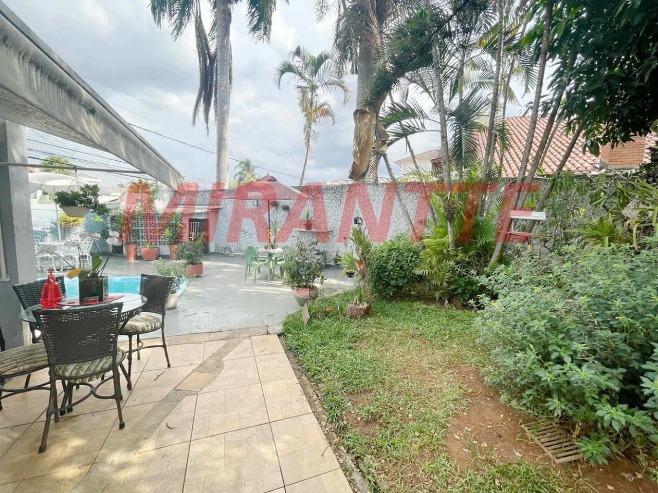 Casa terrea de 240m² com 3 quartos em Vila Albertina