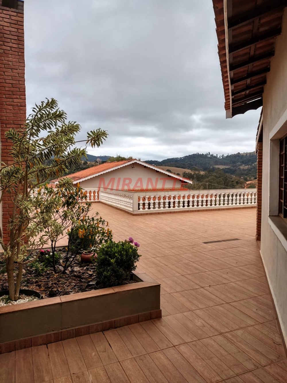 Chácara com 6 quartos em Cachoeira Abaixo