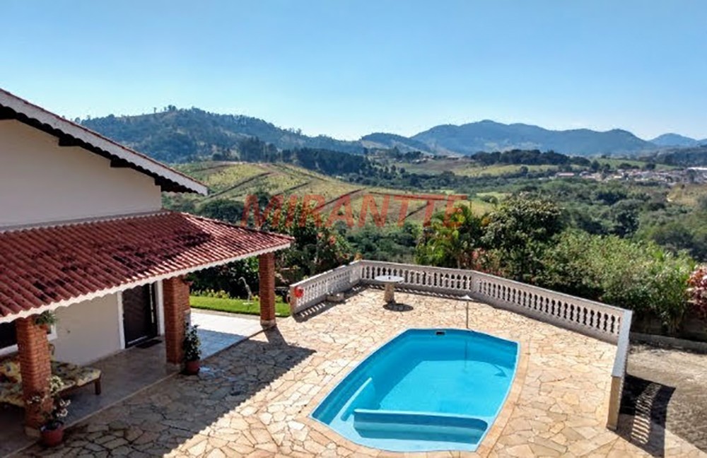 Chácara com 6 quartos em Cachoeira Abaixo