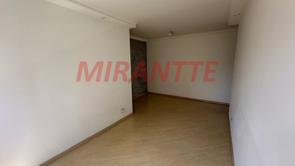 Apartamento de 57m² com 2 quartos em Santa Teresinha
