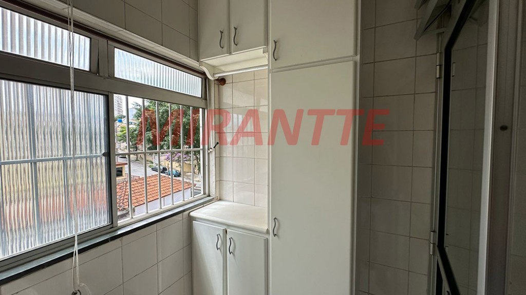Apartamento de 57m² com 2 quartos em Santa Teresinha
