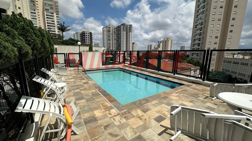 Apartamento de 57m² com 2 quartos em Santa Teresinha
