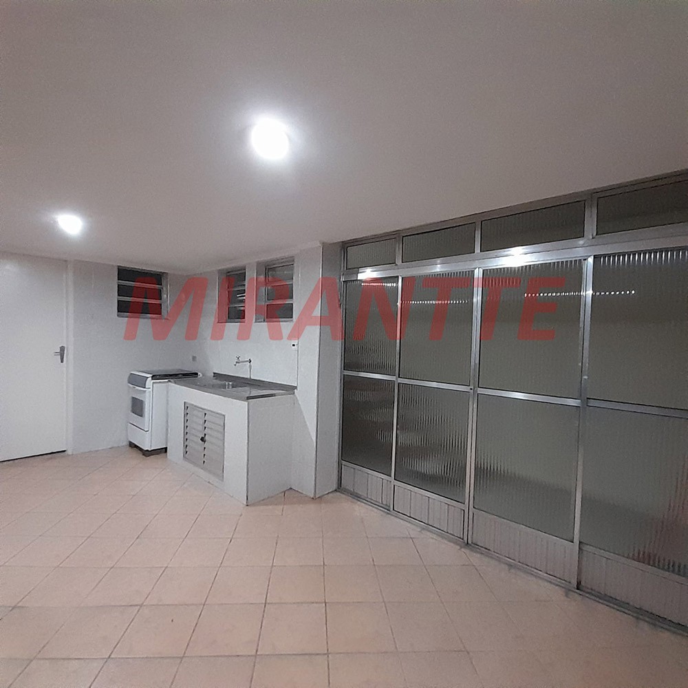 Casa terrea com 3 quartos em Vila Nova Mazzei