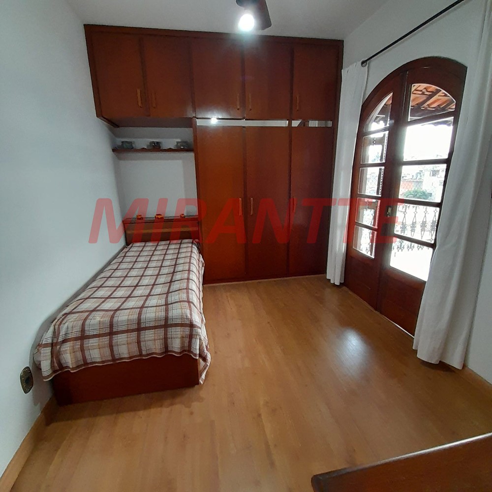 Casa terrea com 3 quartos em Vila Nova Mazzei