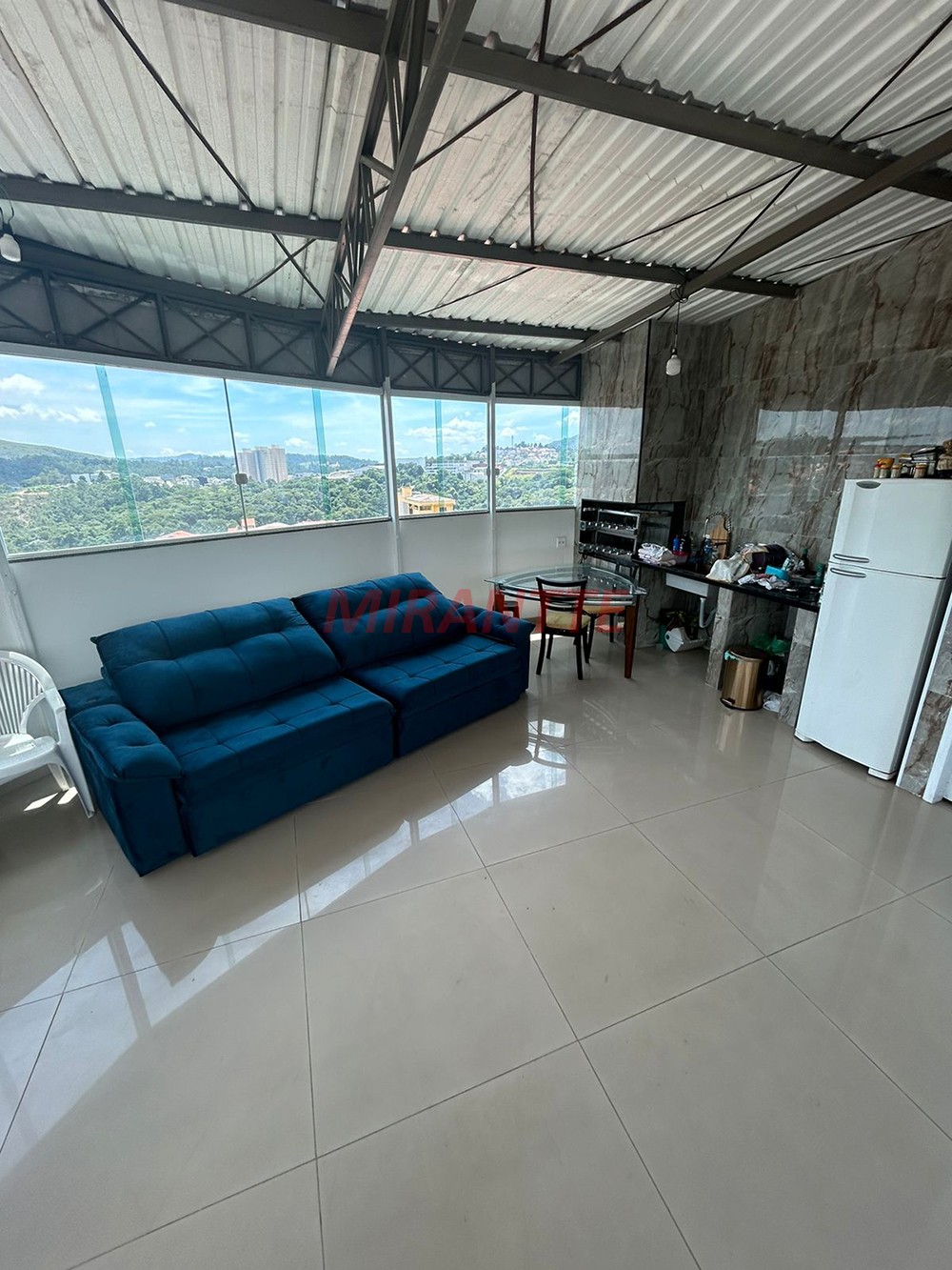 Sobrado de 332m² com 7 quartos em Laranjeiras