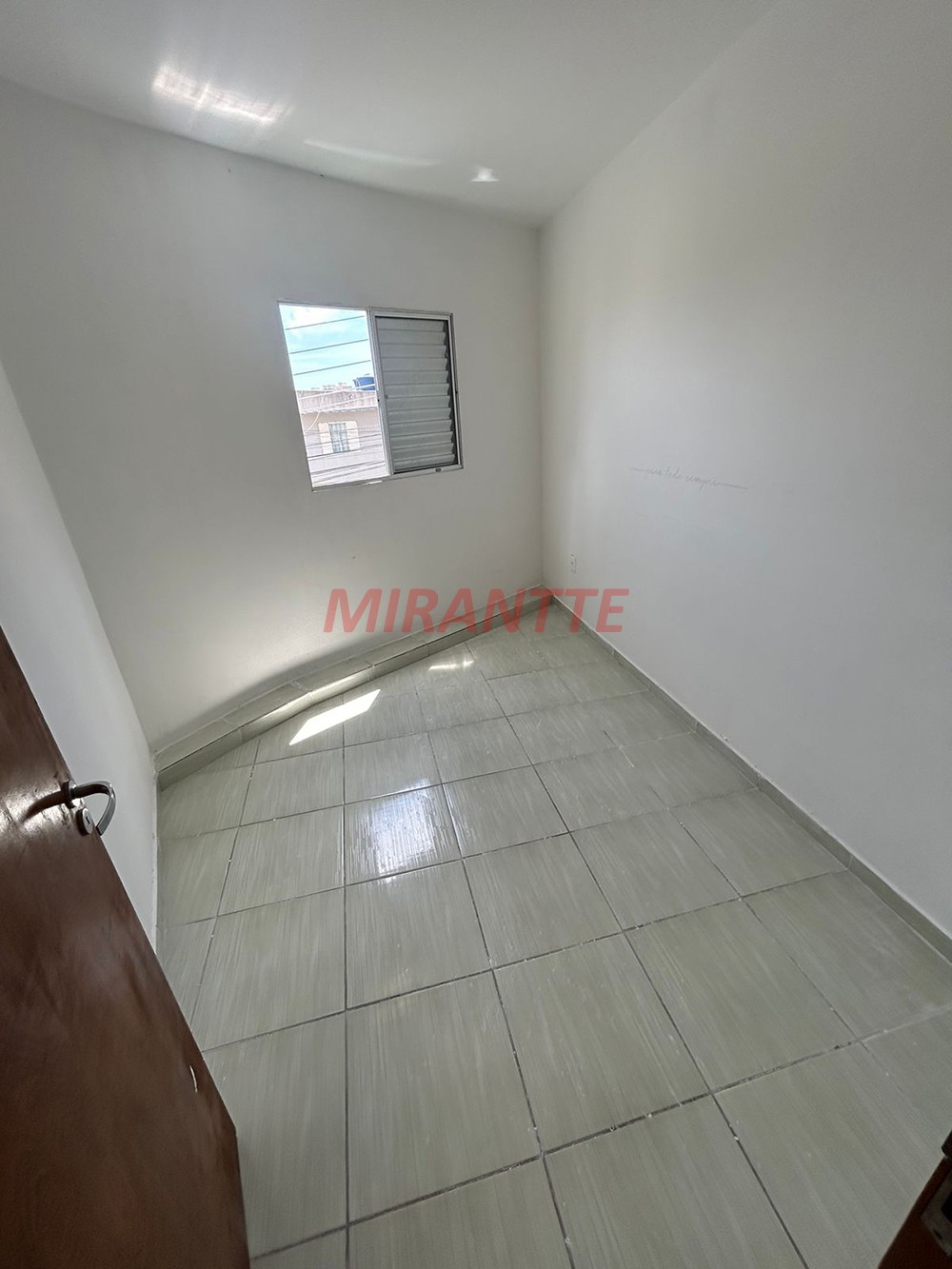 Sobrado de 332m² com 7 quartos em Laranjeiras