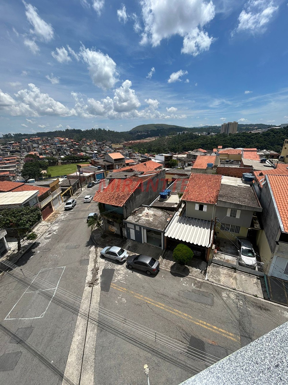 Sobrado de 332m² com 7 quartos em Laranjeiras