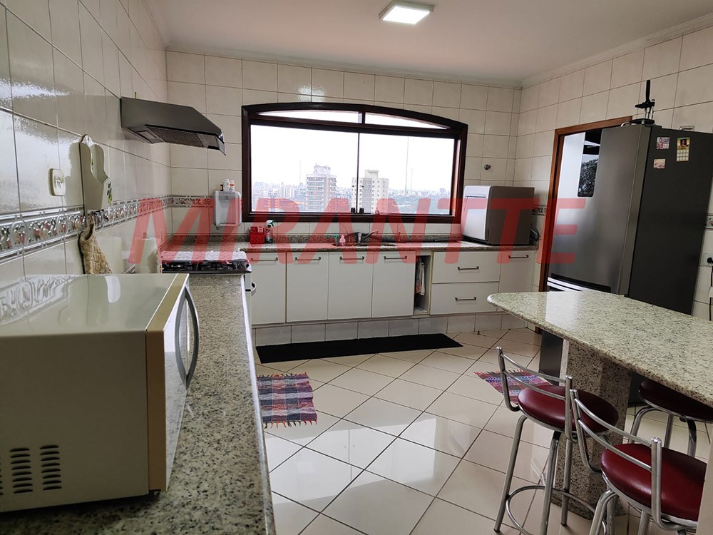 Sobrado de 341m² com 3 quartos em Jardim São Paulo