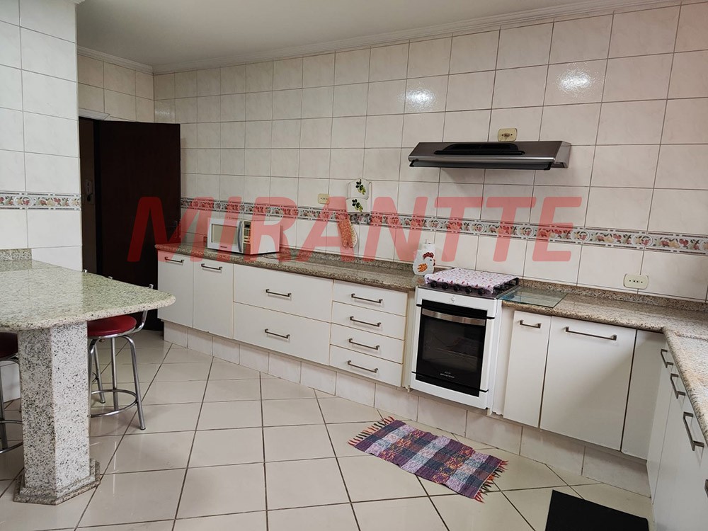 Sobrado de 341m² com 3 quartos em Jardim São Paulo
