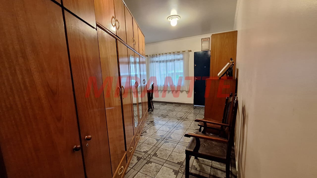 Casa terrea de 129m² com 2 quartos em Água Fria
