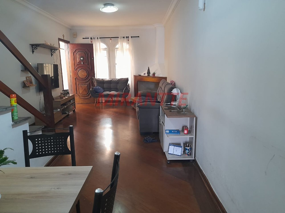 Sobrado de 183m² com 3 quartos em Vila Santos