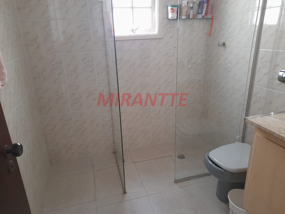 Sobrado de 183m² com 3 quartos em Vila Santos