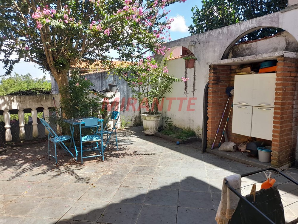 Sobrado de 183m² com 3 quartos em Vila Santos