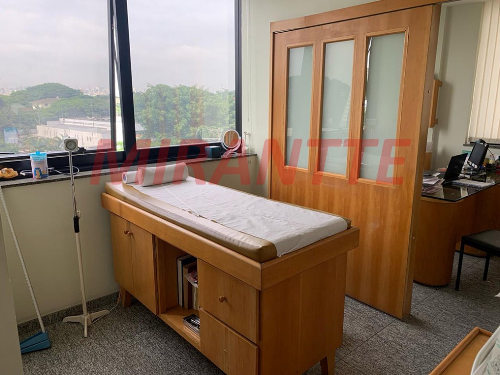 Conjunto comercial em Santana