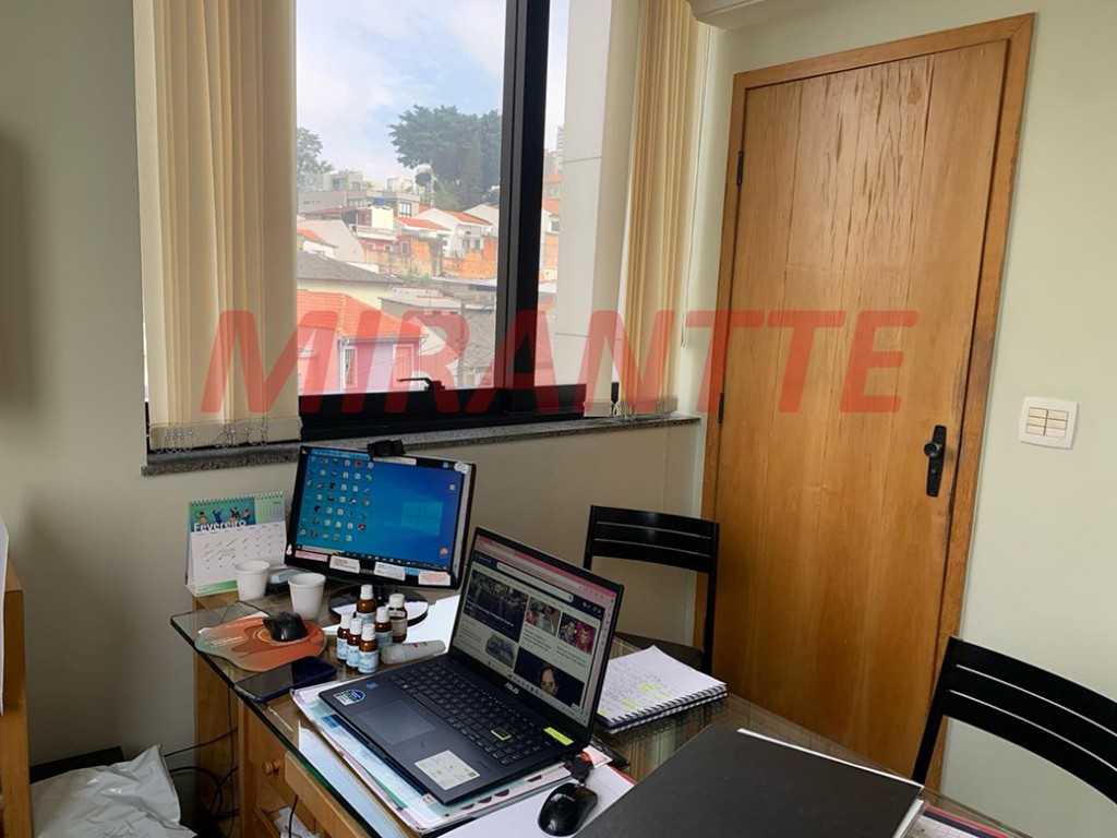 Conjunto comercial em Santana
