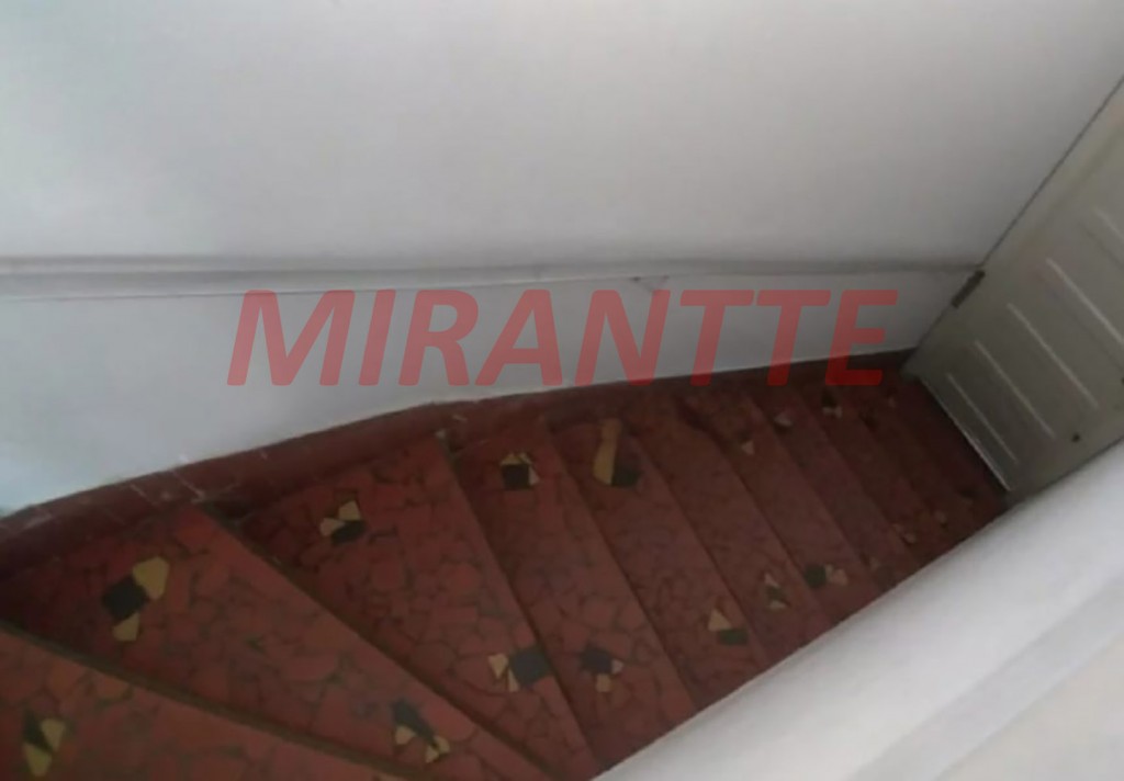 Sobrado de 163m² com 2 quartos em Santana
