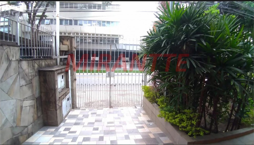 Sobrado de 163m² com 2 quartos em Santana