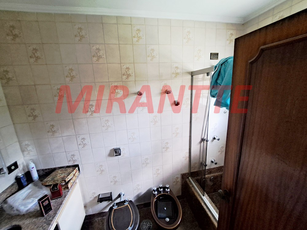 Casa terrea de 349m² com 4 quartos em Tremembe