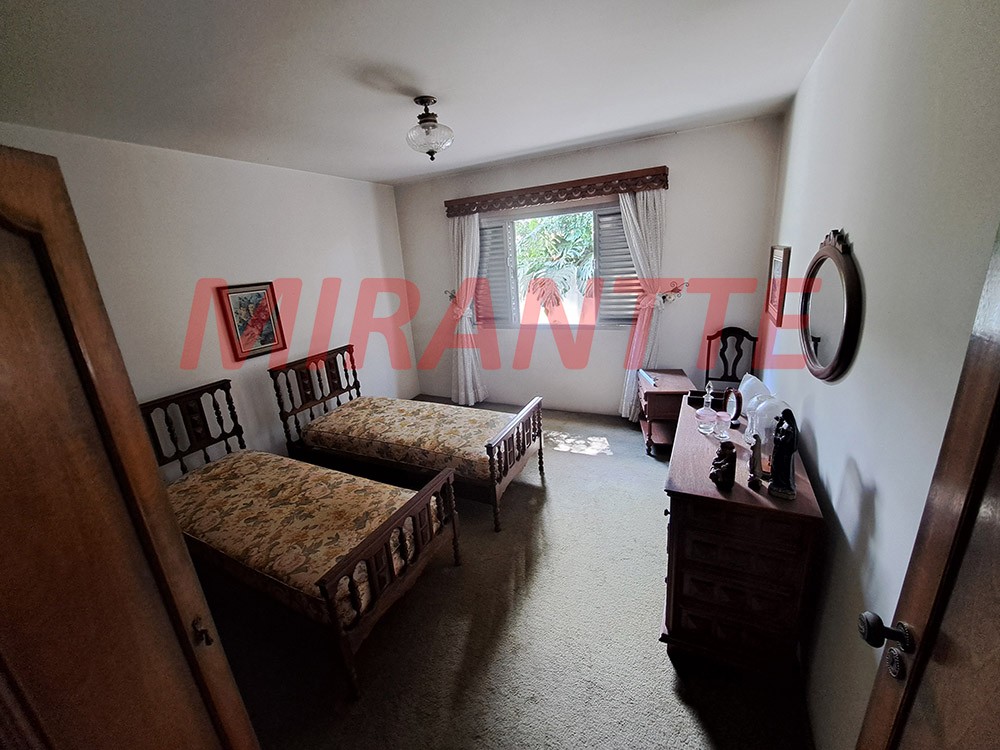 Casa terrea de 349m² com 4 quartos em Tremembe