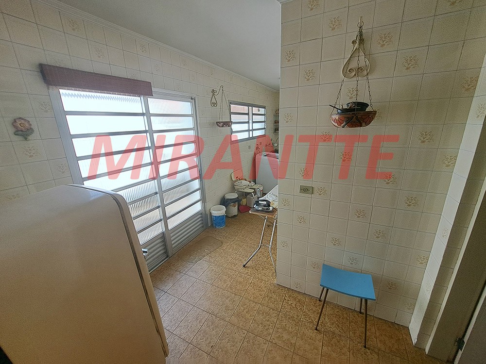 Casa terrea de 349m² com 4 quartos em Tremembe
