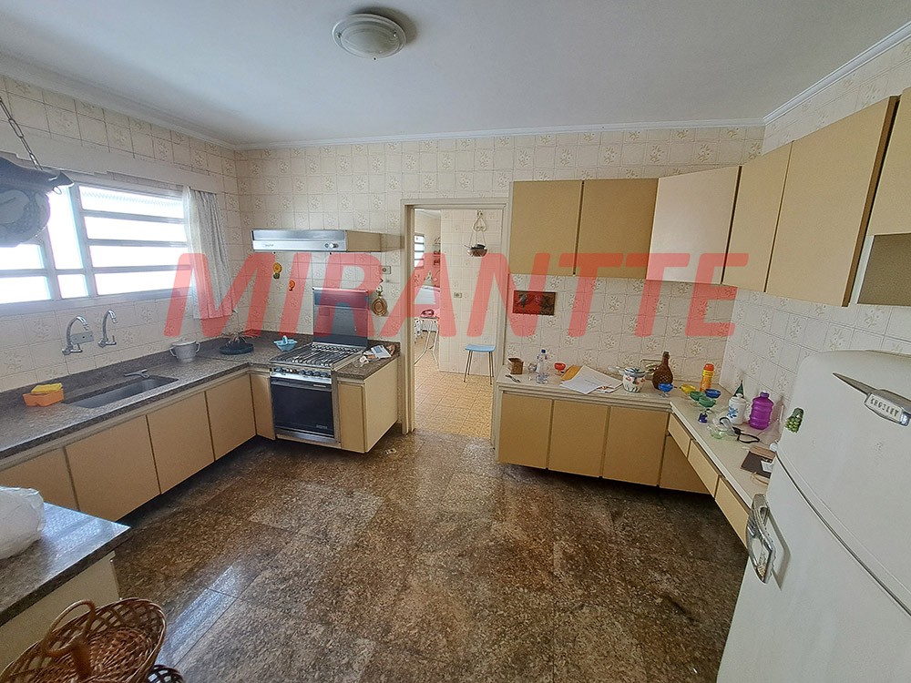 Casa terrea de 349m² com 4 quartos em Tremembe