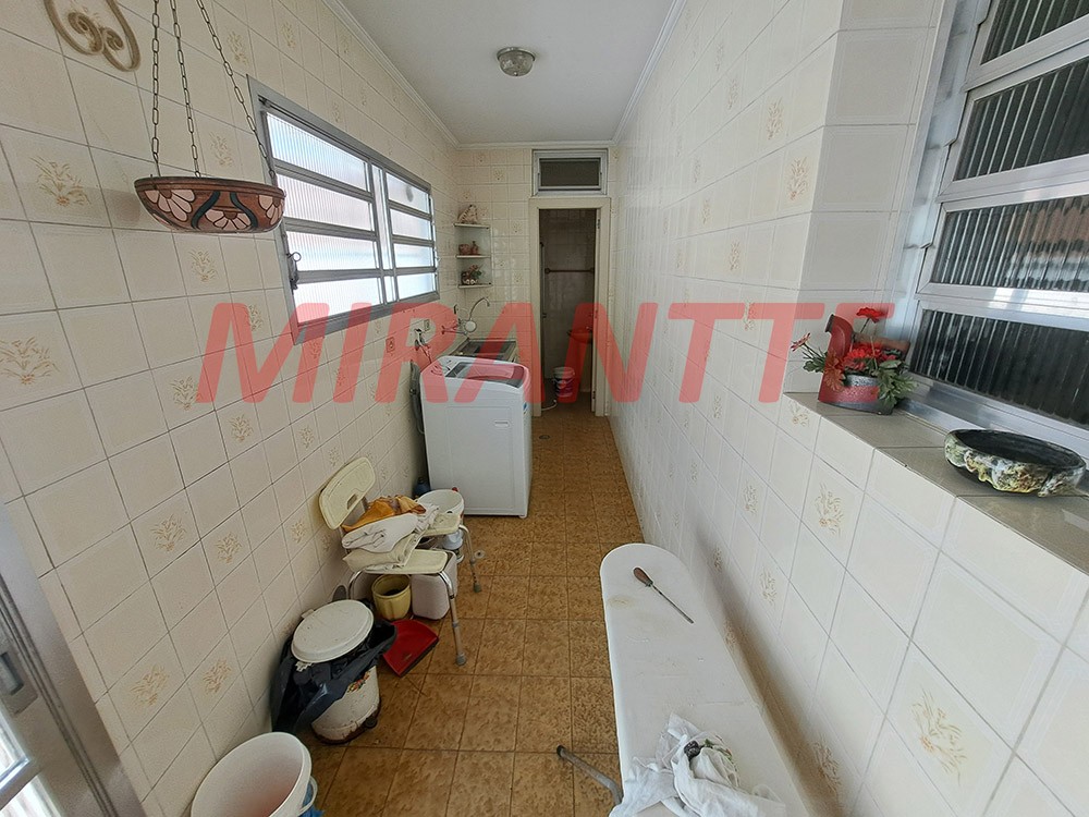 Casa terrea de 349m² com 4 quartos em Tremembe