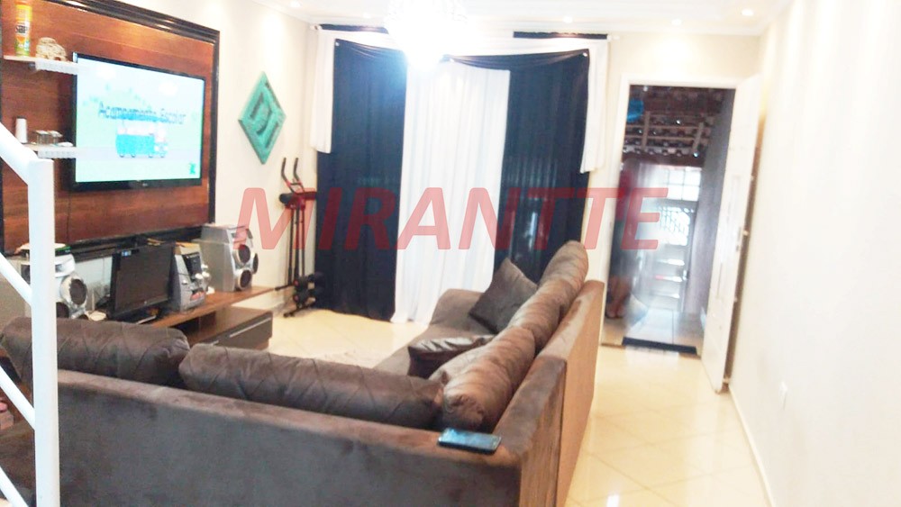 Sobrado de 136m² com 3 quartos em Jardim Vila Rica