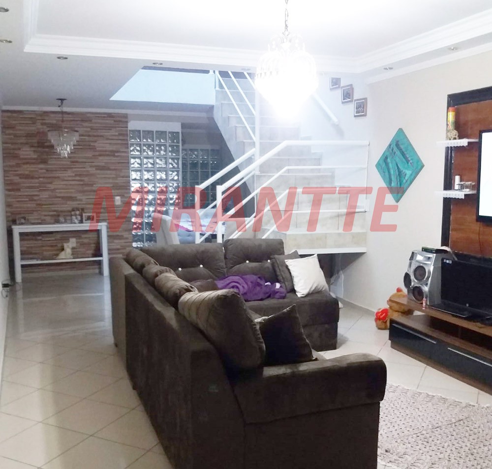 Sobrado de 136m² com 3 quartos em Jardim Vila Rica