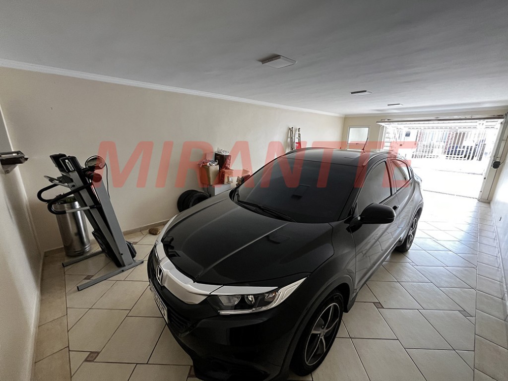 Sobrado de 184m² com 3 quartos em Santa Teresinha