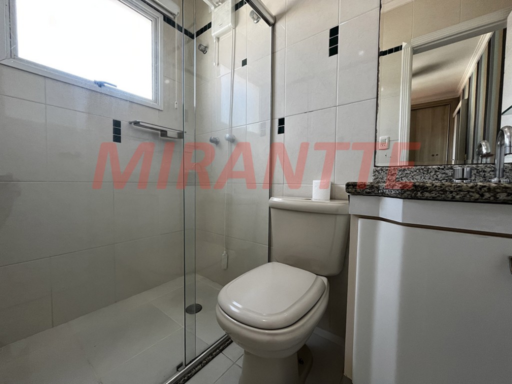 Sobrado de 184m² com 3 quartos em Santa Teresinha