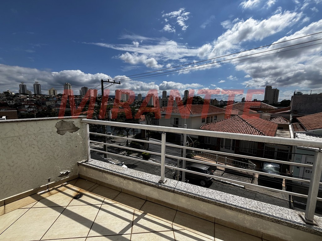 Sobrado de 184m² com 3 quartos em Santa Teresinha