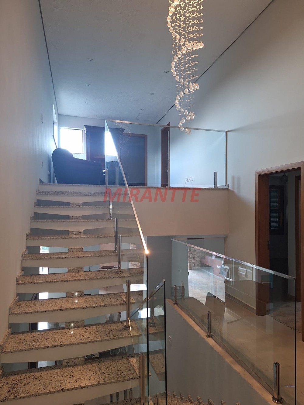Sobrado de 248m² com 3 quartos em Serra da Cantareira