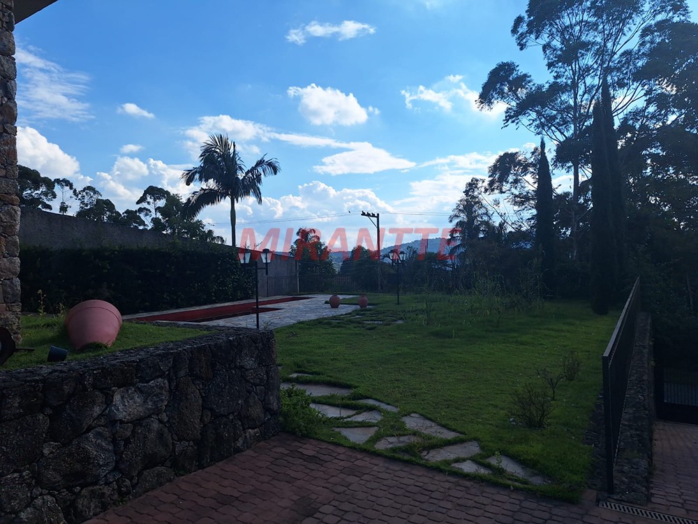 Sobrado de 248m² com 3 quartos em Serra da Cantareira