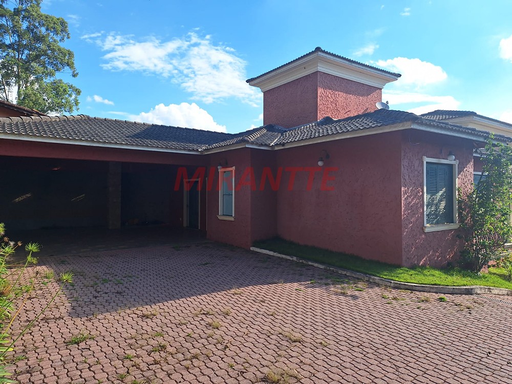 Sobrado de 248m² com 3 quartos em Serra da Cantareira