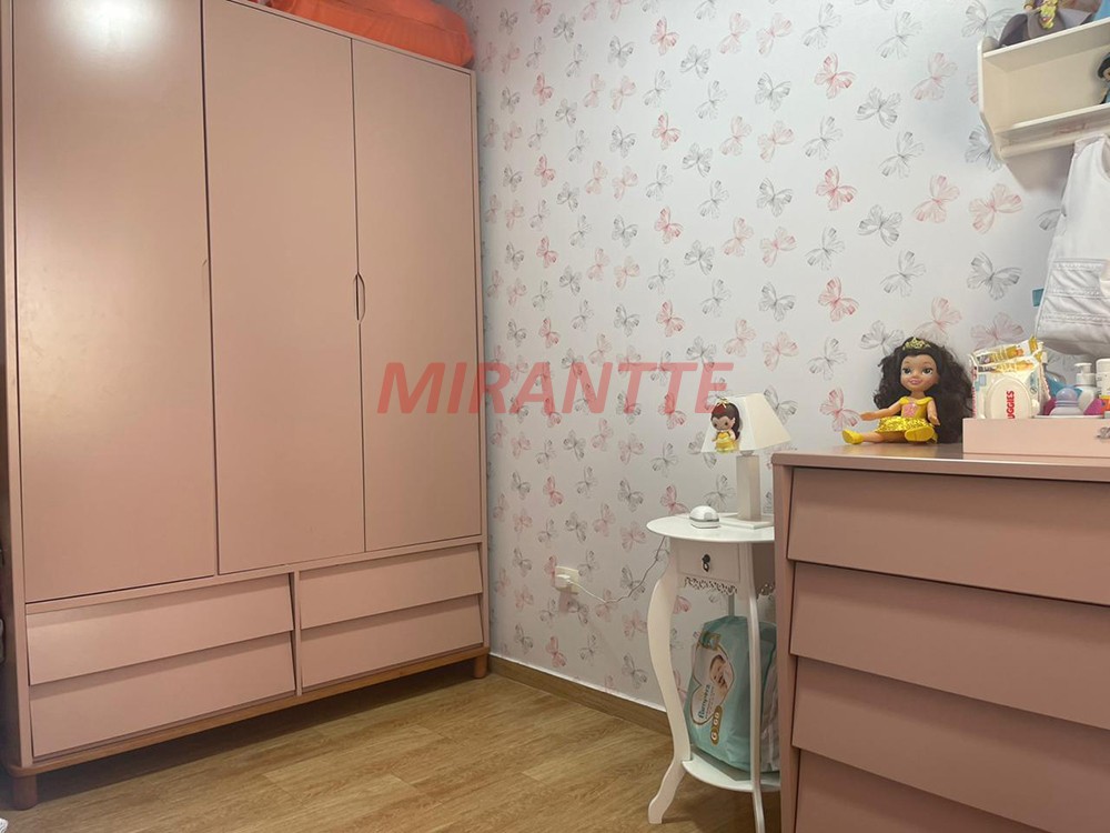 Cond. fechado de 136m² com 3 quartos em Tremembe