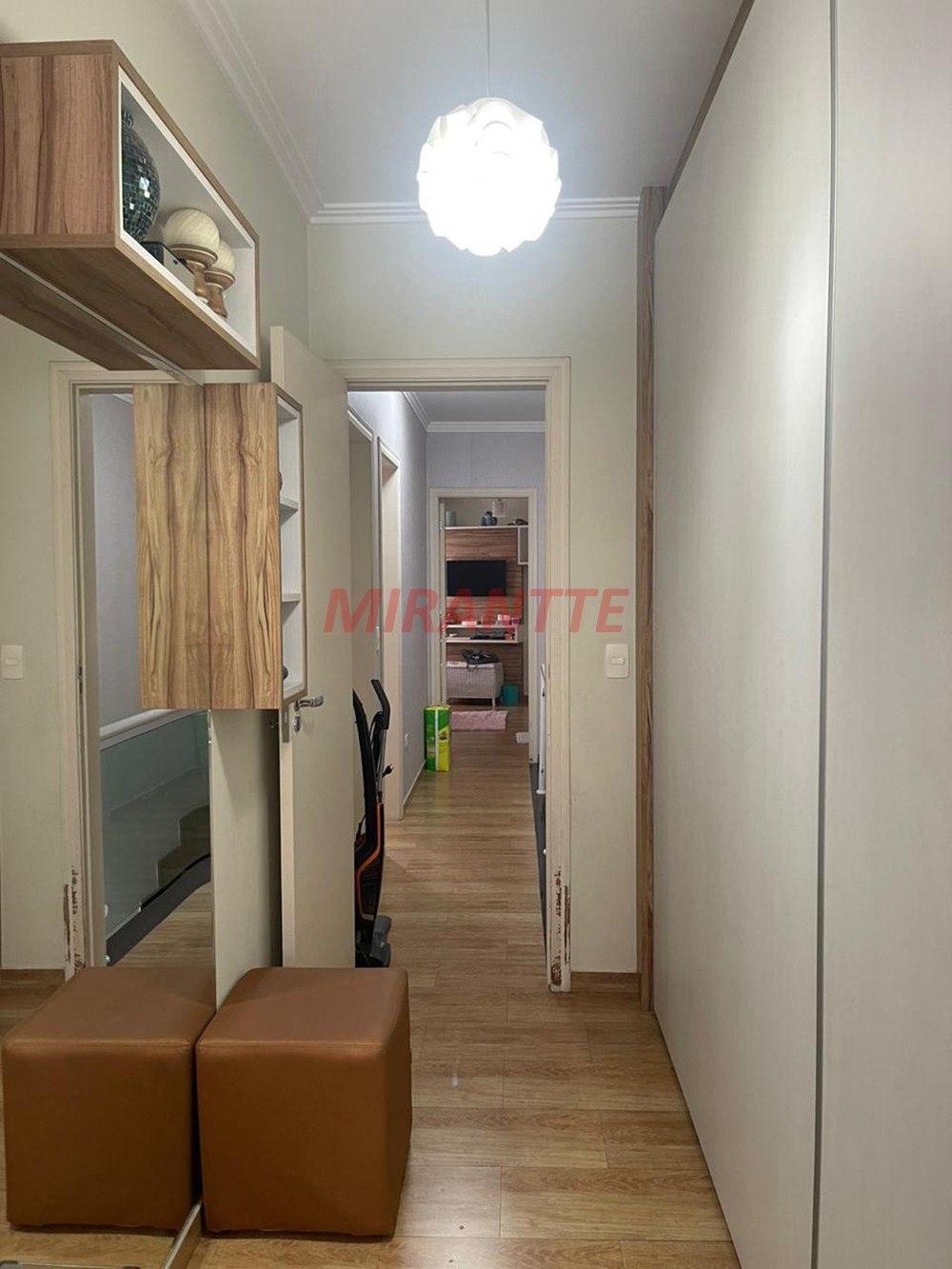 Cond. fechado de 136m² com 3 quartos em Tremembe