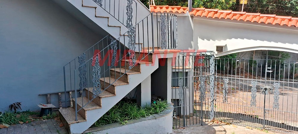 Sobrado de 200m² com 3 quartos em Vila Irmaos Arnoni