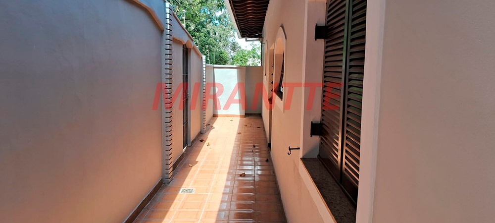 Sobrado de 200m² com 3 quartos em Vila Irmaos Arnoni