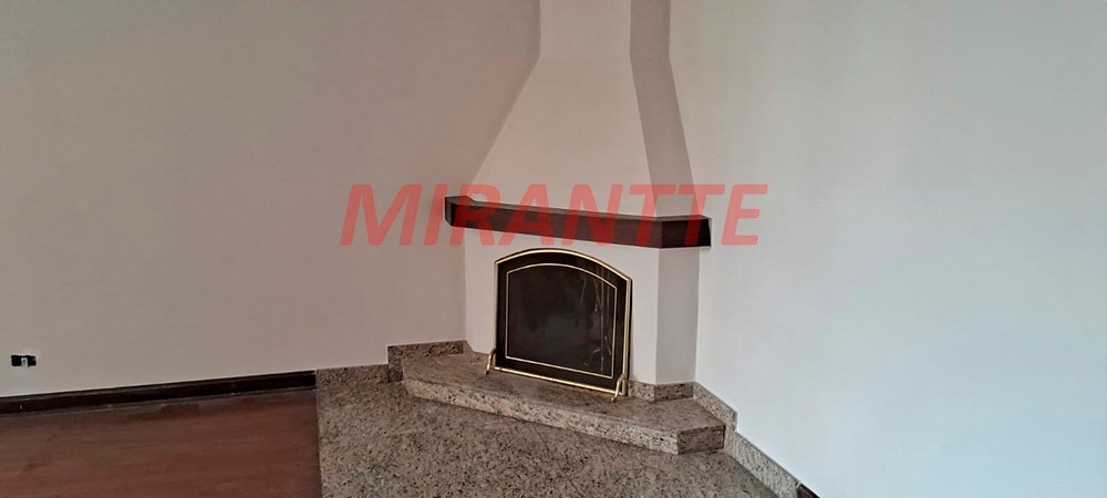 Sobrado de 200m² com 3 quartos em Vila Irmaos Arnoni