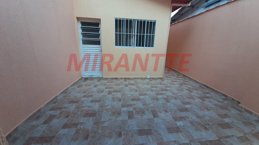 Casa terrea de 98m² com 3 quartos em Mosteiro – Centro