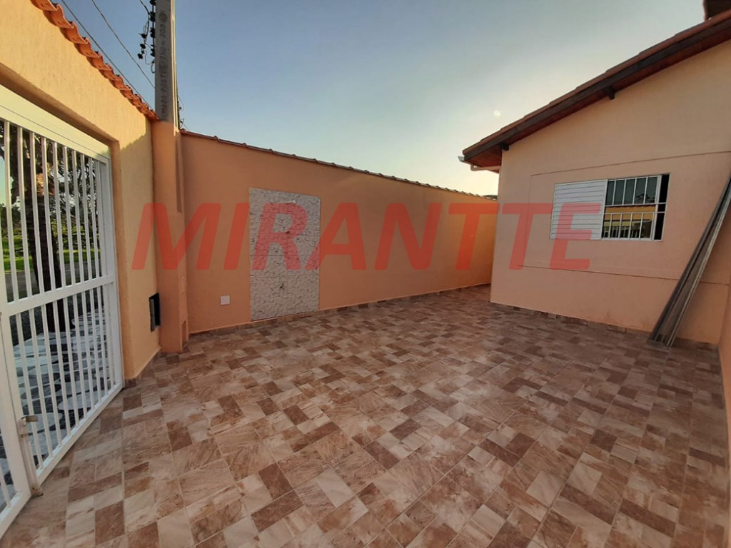 Casa terrea de 98m² com 3 quartos em Mosteiro – Centro