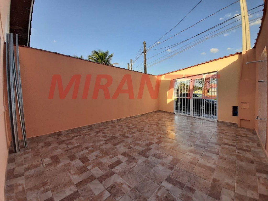 Casa terrea de 98m² com 3 quartos em Mosteiro – Centro