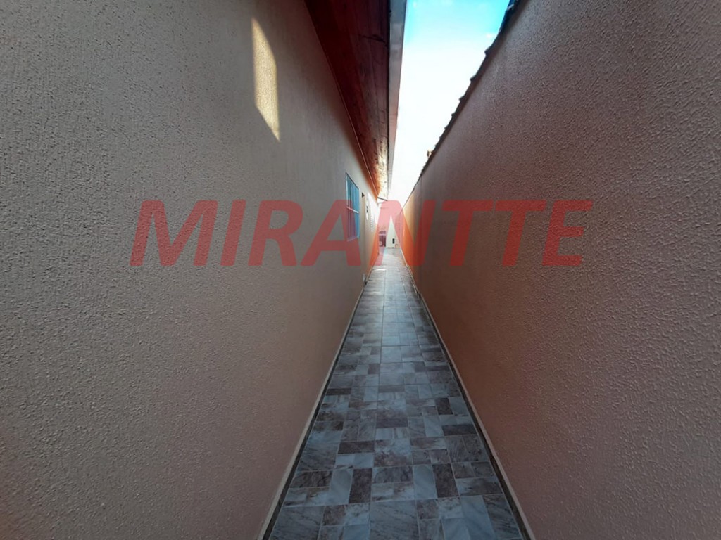 Casa terrea de 98m² com 3 quartos em Mosteiro – Centro
