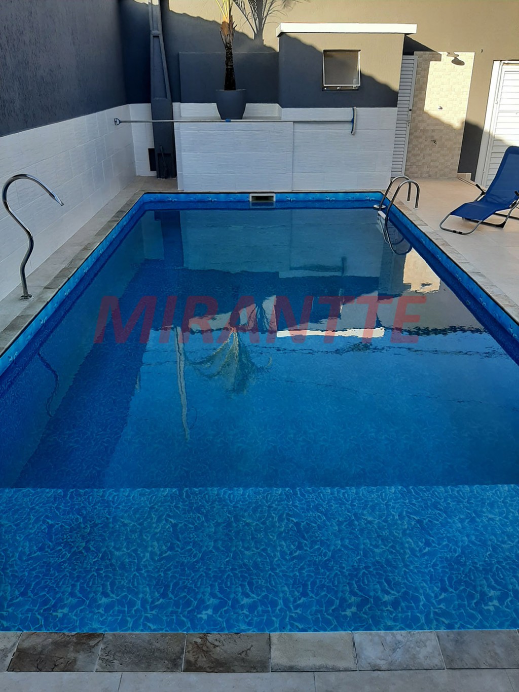 Sobrado de 340m² com 5 quartos em Suarão