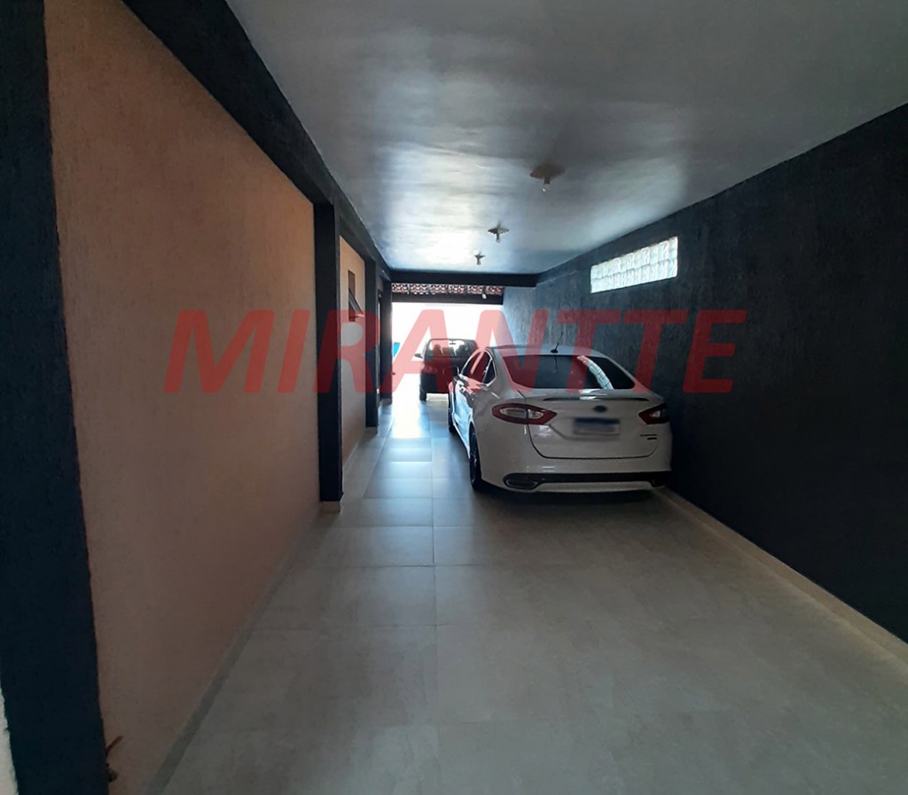 Sobrado de 340m² com 5 quartos em Suarão