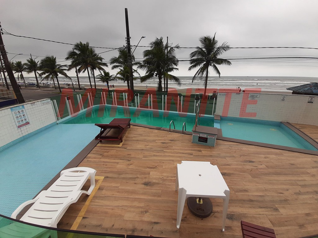 Apartamento de 74m² com 2 quartos em Vila Atlântica