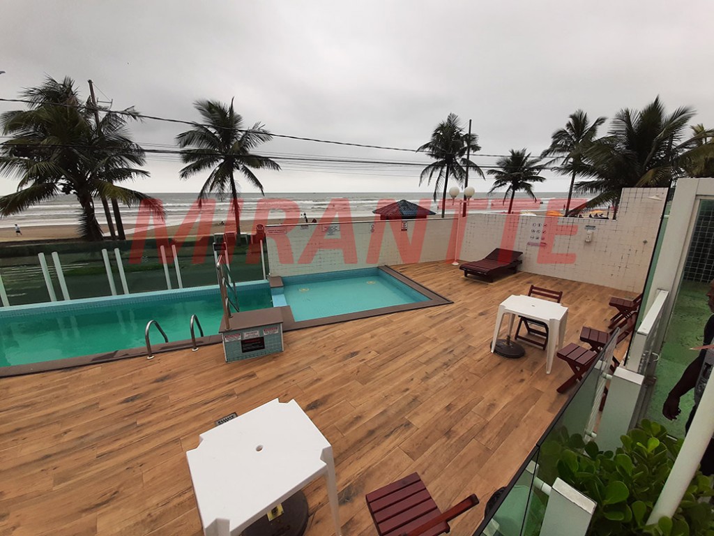 Apartamento de 74m² com 2 quartos em Vila Atlântica