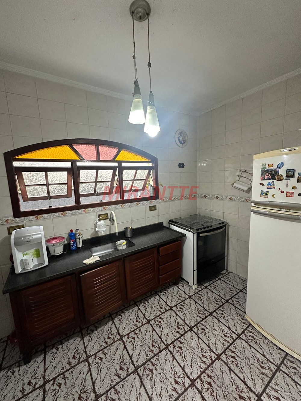Sobrado de 238m² com 3 quartos em Horto Florestal